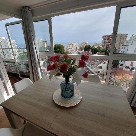 Beautiful Sea Views Cozy Apartment 350 M From Beach Benalmádena Dış mekan fotoğraf