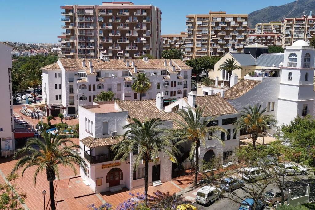 Beautiful Sea Views Cozy Apartment 350 M From Beach Benalmádena Dış mekan fotoğraf