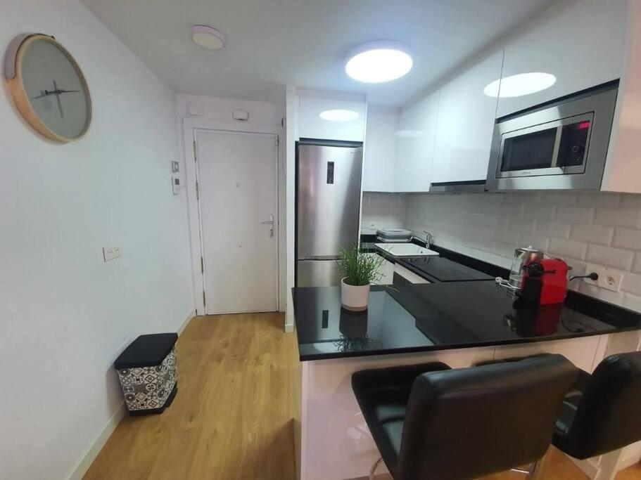 Beautiful Sea Views Cozy Apartment 350 M From Beach Benalmádena Dış mekan fotoğraf