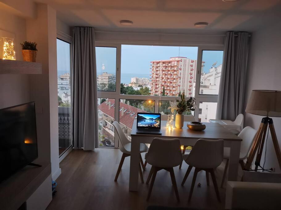 Beautiful Sea Views Cozy Apartment 350 M From Beach Benalmádena Dış mekan fotoğraf