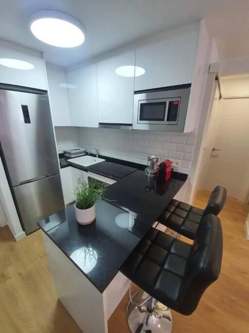 Beautiful Sea Views Cozy Apartment 350 M From Beach Benalmádena Dış mekan fotoğraf
