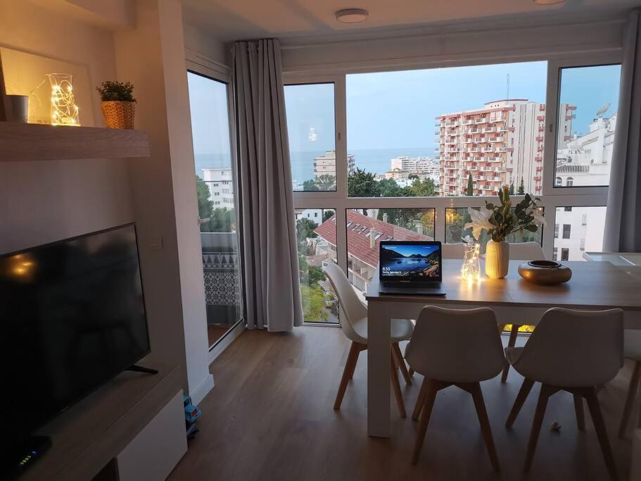 Beautiful Sea Views Cozy Apartment 350 M From Beach Benalmádena Dış mekan fotoğraf