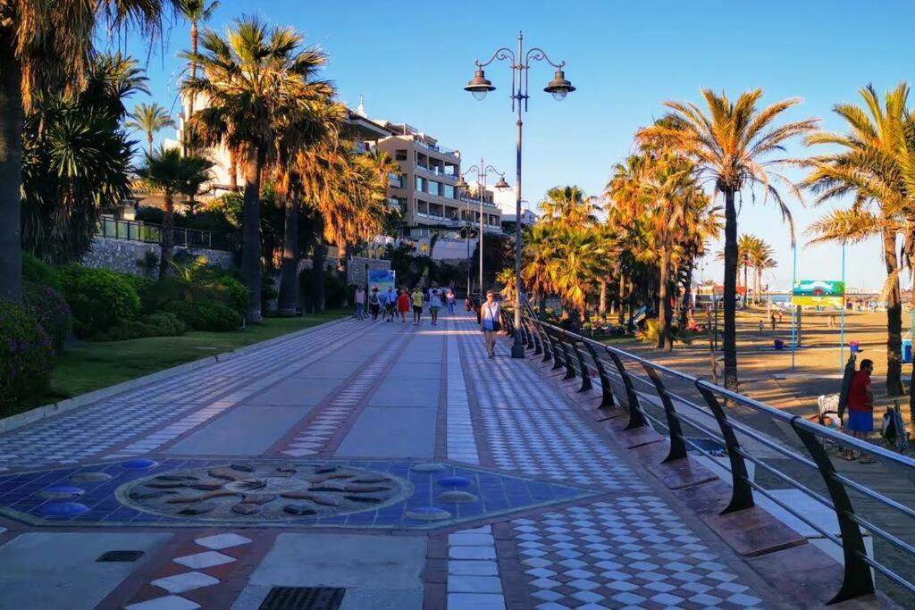 Beautiful Sea Views Cozy Apartment 350 M From Beach Benalmádena Dış mekan fotoğraf