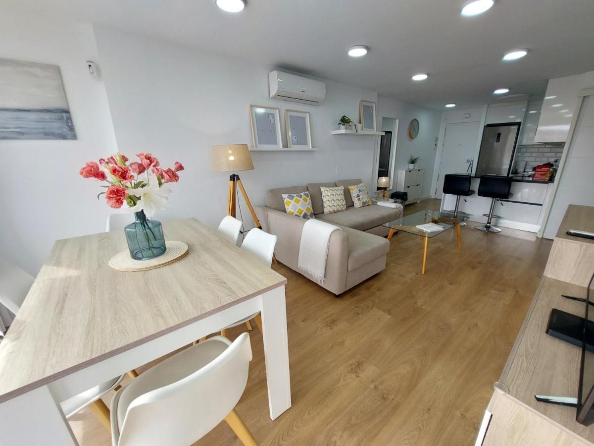 Beautiful Sea Views Cozy Apartment 350 M From Beach Benalmádena Dış mekan fotoğraf
